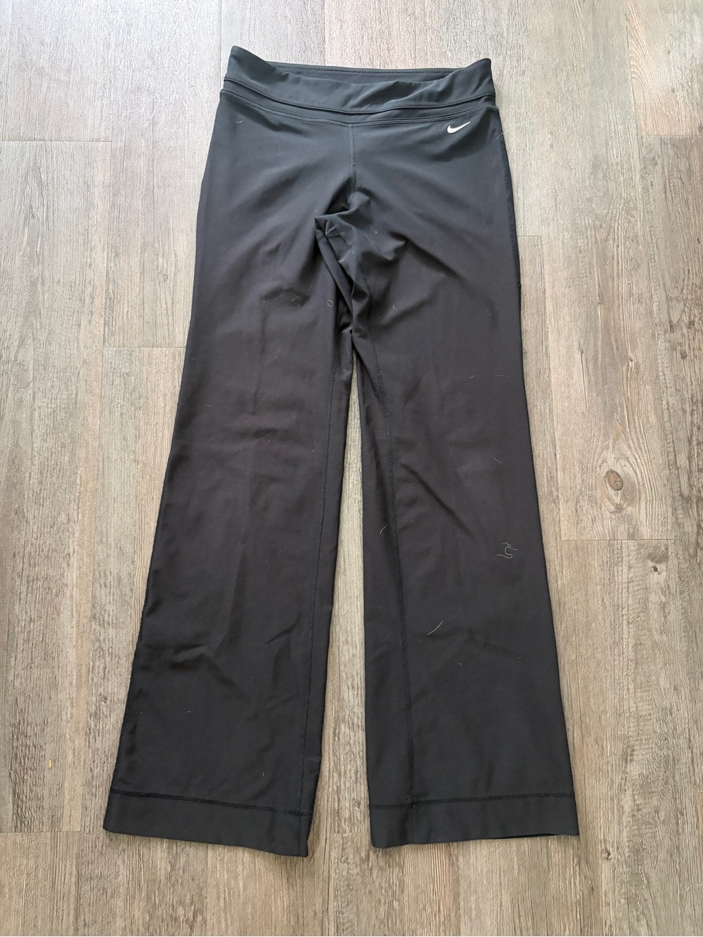 Nike Black Boot-Cut Athletic Yoga Pants